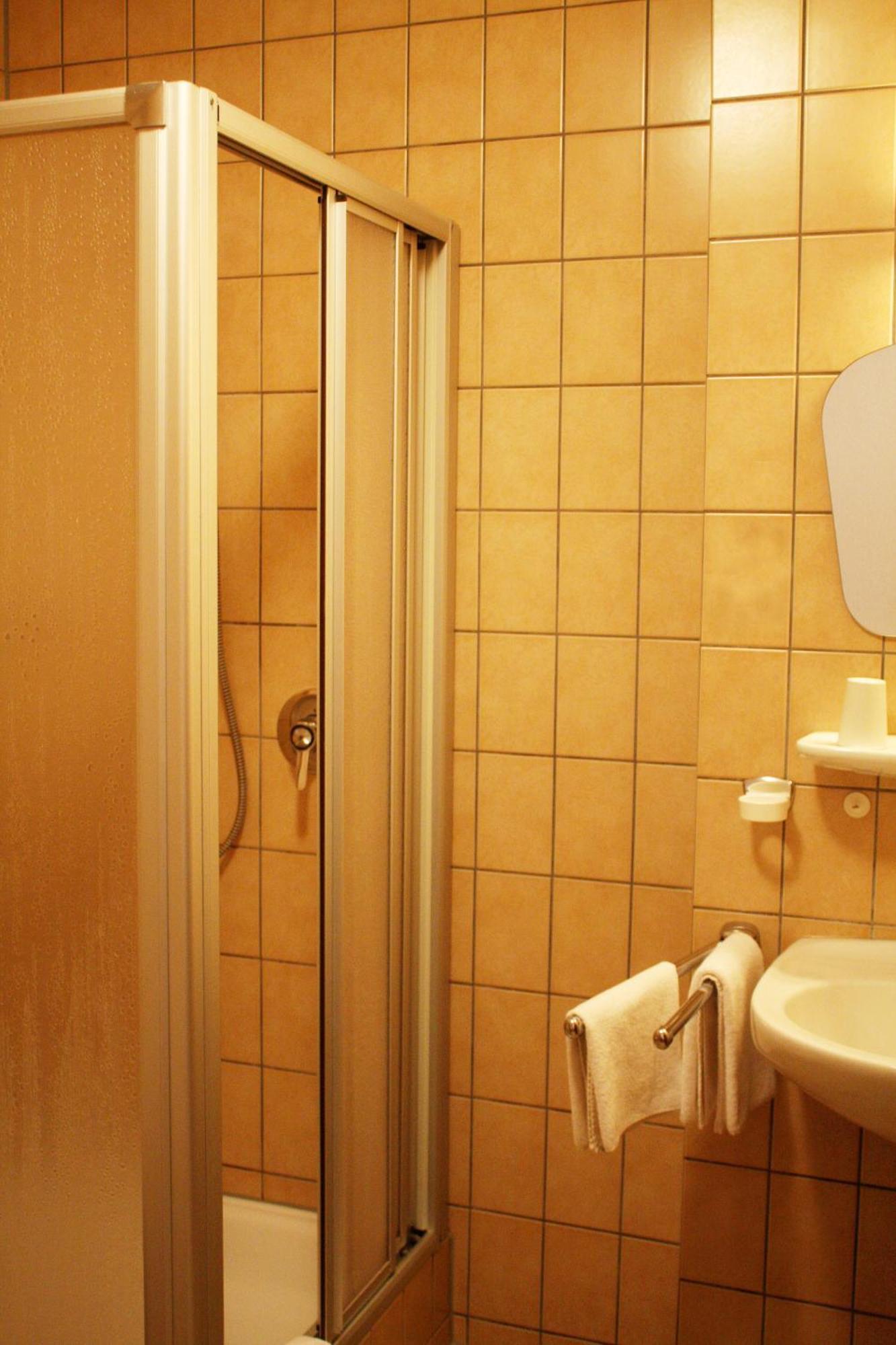 Hotel Drei Kronen Burgkunstadt Esterno foto